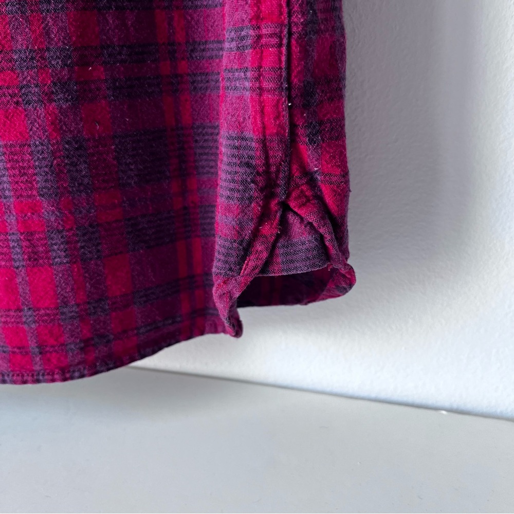Levi's Red and Purple Plaid Shirt - Picture 6 of 9